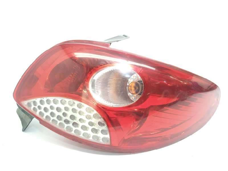 Recambio de piloto trasero derecho para peugeot 206+ básico referencia OEM IAM 6351GV