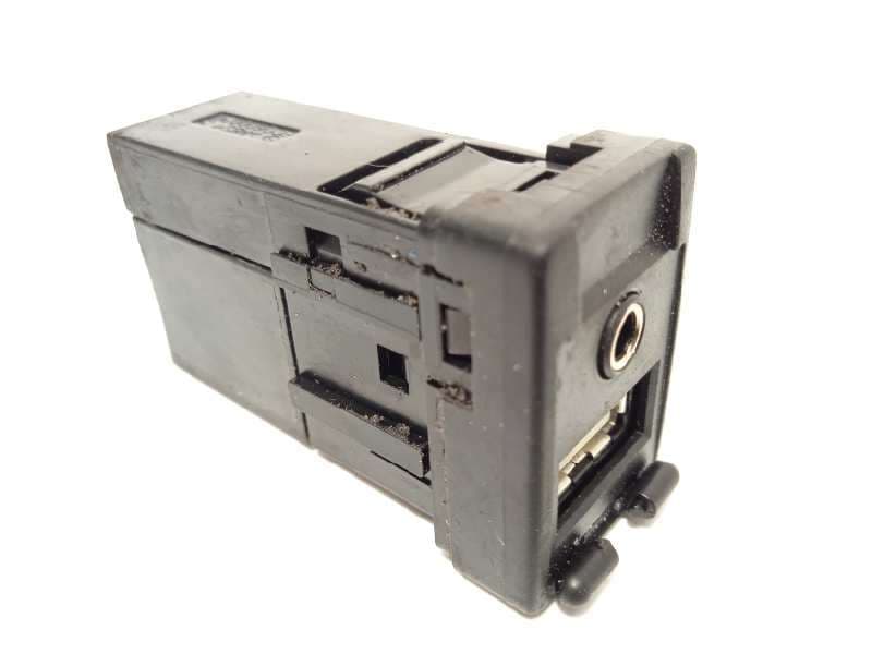 Recambio de modulo electronico para toyota land cruiser 200 (j14) 4.7 v8 cat referencia OEM IAM 86190F4010 - Blanco