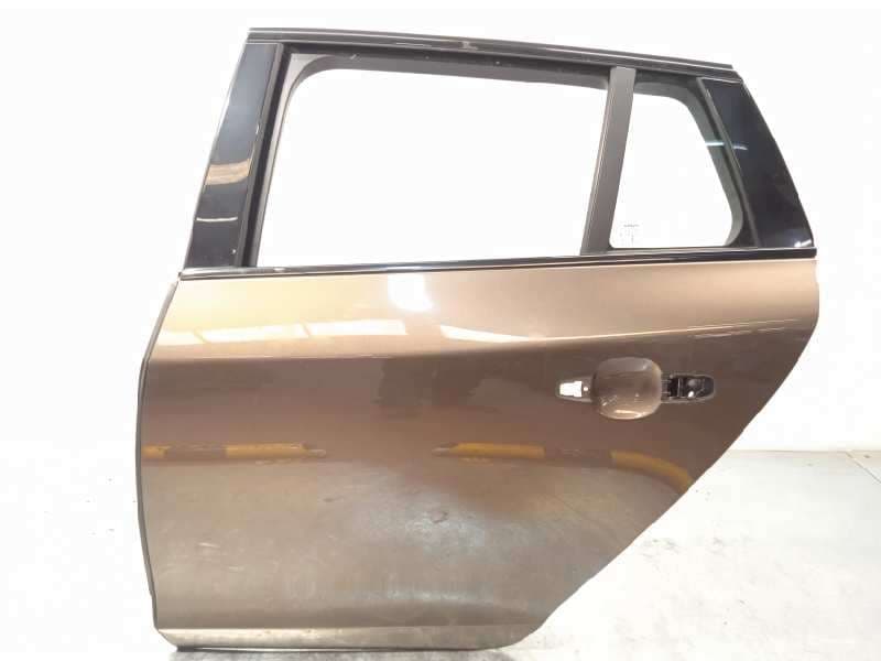 Recambio de puerta trasera izquierda para volvo v60 kombi cross country momentum referencia OEM IAM 32228972