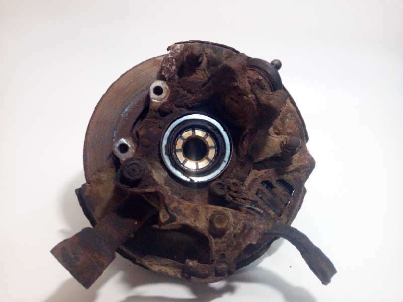 Recambio de mangueta delantera derecha para toyota hilux (kun) 2.5 turbodiesel referencia OEM IAM 4320134021 4350329015 - Rojo