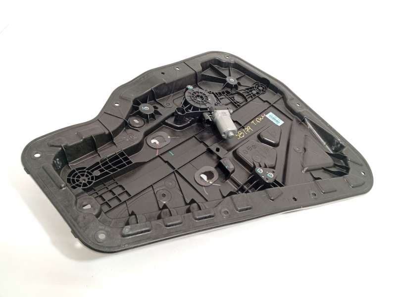 Recambio de elevalunas trasero derecho para byd seal u dm-i referencia OEM IAM SA3F6204209V SA3F3746400E