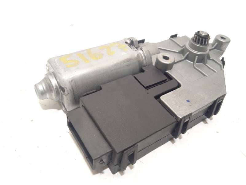 Recambio de motor techo electrico para lancia voyager (404) gold referencia OEM IAM ARM504696715 - Blanco