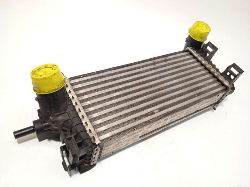 Recambio de intercooler para ford focus iii sedán 1.0 ecoboost referencia OEM IAM CV619L440VC 2026747 - Rojo