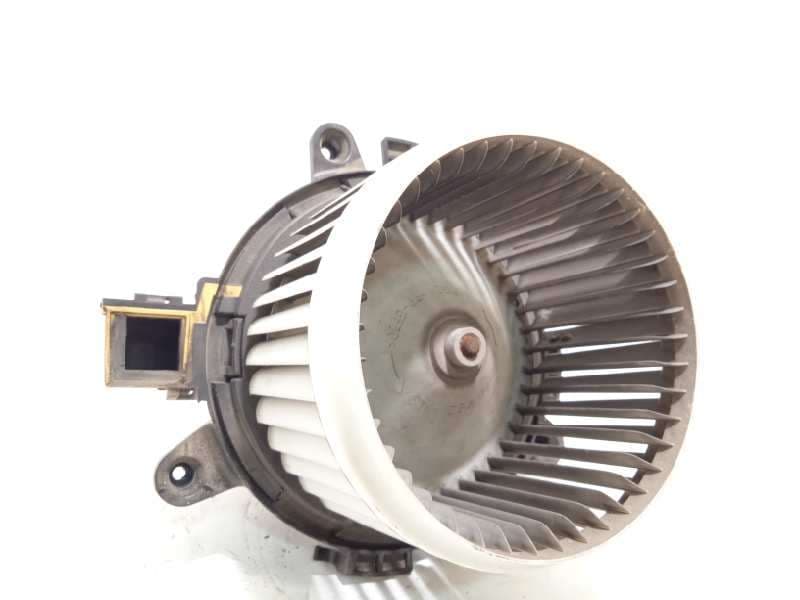 Recambio de motor calefaccion para toyota proace verso 1.6 d-4d cat referencia OEM IAM EJV00002 - Blanco
