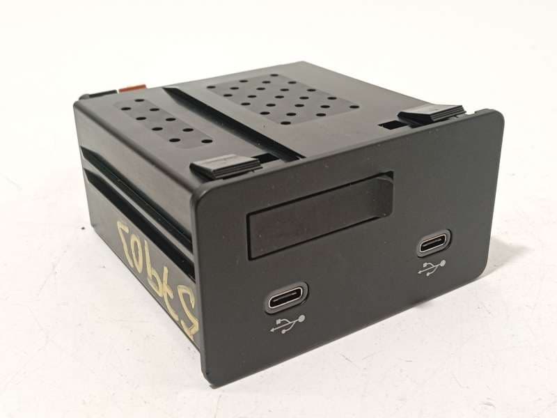 Recambio de modulo electronico para mazda mazda 3 sedan 2.5 e-skyactiv-g referencia OEM IAM KBB4669U0C
