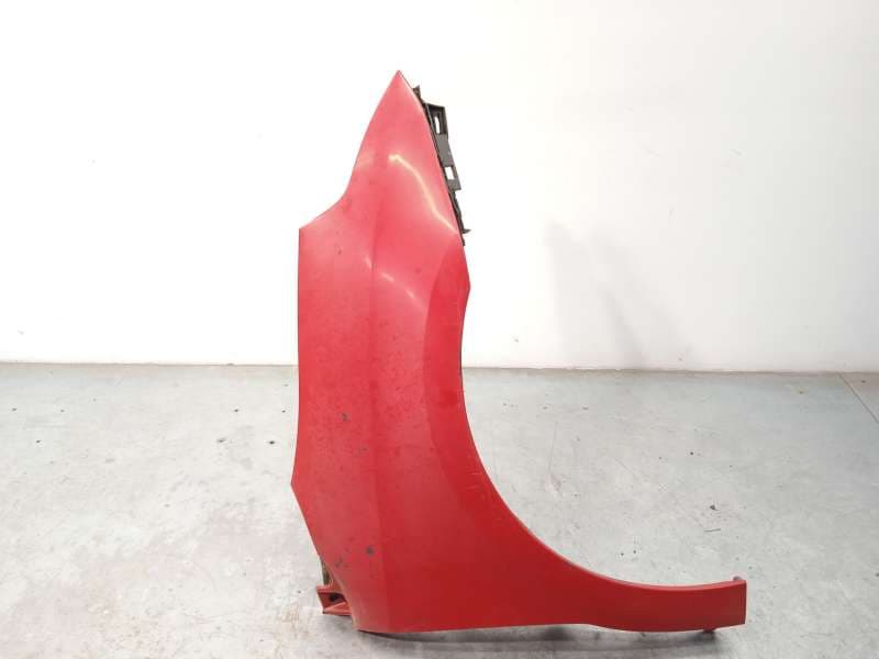 Recambio de aleta delantera derecha para citroën c4 coupé (la_) 2.0 hdi referencia OEM IAM 7841S2 - Rojo