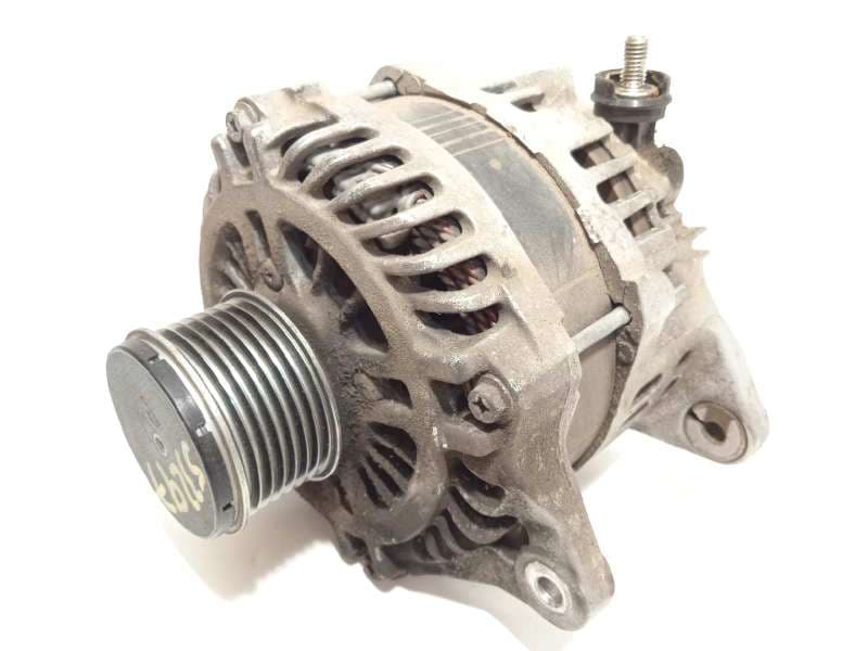 Recambio de alternador para subaru legacy lim. b14 limited referencia OEM IAM 23700AA660 A3TX0781 - Blanco