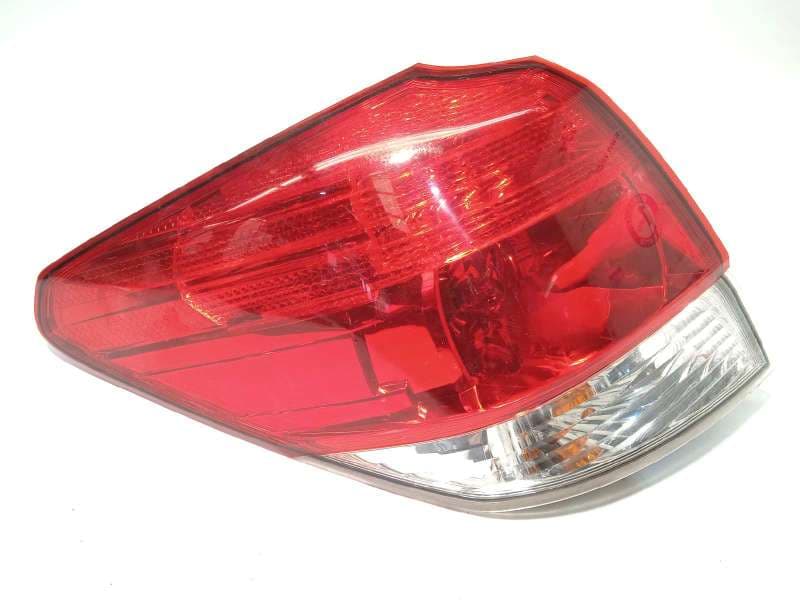 Recambio de piloto trasero izquierdo para subaru legacy lim. b14 limited referencia OEM IAM 84912AJ100 - Blanco