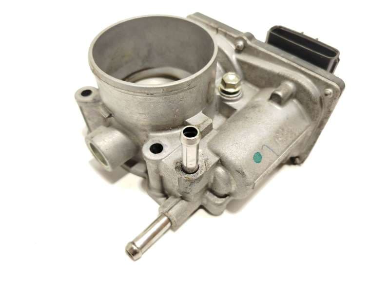 Recambio de caja mariposa para toyota corolla fastback (_e21_) 1.8 hybrid (zwe211) referencia OEM IAM 220300T110 - Rojo