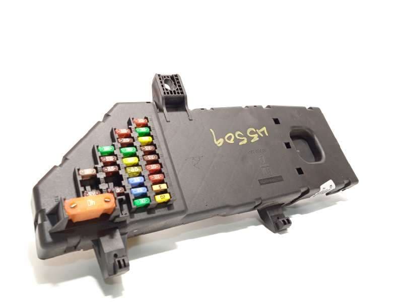 Recambio de caja reles / fusibles para cadillac bls 1.9 d pdf referencia OEM IAM 12798346 12768955 518820022 - Azul