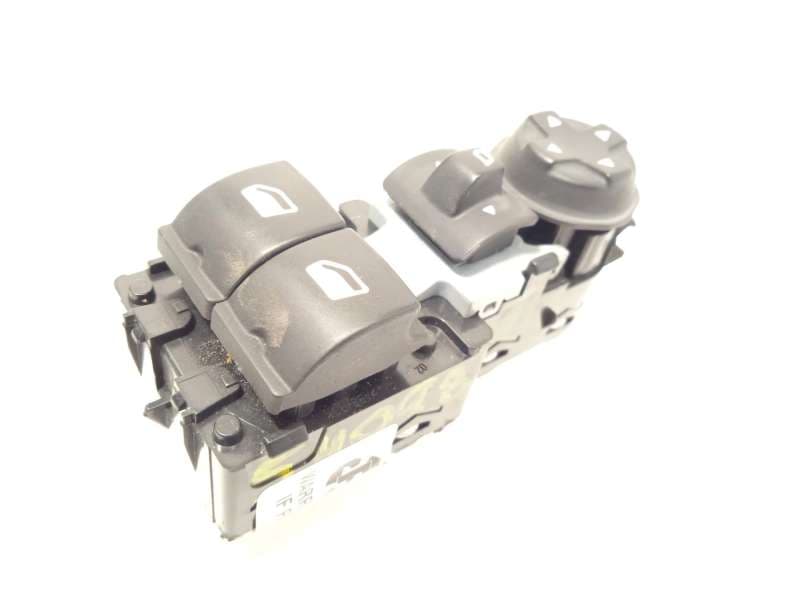 Recambio de mando elevalunas delantero izquierdo para citroën spacetourer autobús (v_) 1.6 bluehdi 115 referencia OEM IAM 967833 - Rojo