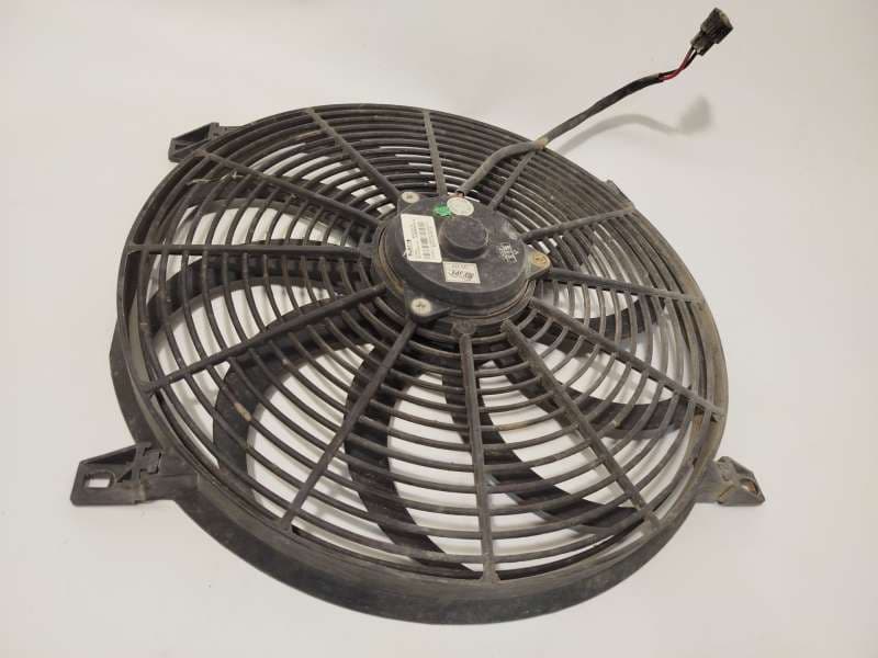 Recambio de electroventilador para tata safari (42_fd) 3.0 d 4x4 referencia OEM IAM 6477003470 150606B07415 - Gris