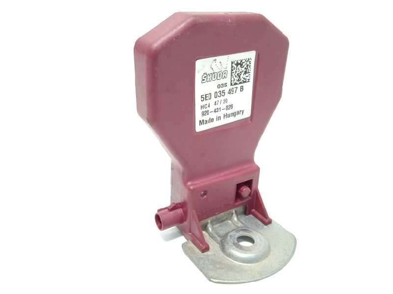 Recambio de antena para skoda kamiq (nw4) ambition referencia OEM IAM 5E0035497B - Blanco