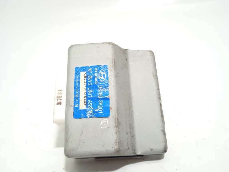 Recambio de modulo electronico para hyundai sonata (nf) 2.0 crdi cat referencia OEM IAM 957003K001 - Negro