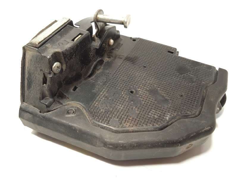 Recambio de cerradura puerta trasera izquierda para toyota land cruiser (j15) 2.8 cat referencia OEM IAM 6906033120 - Gris