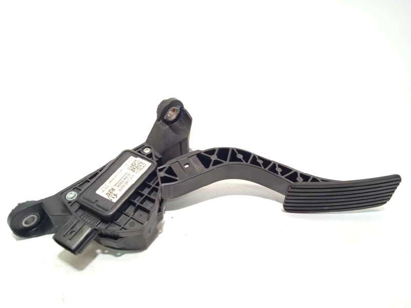 Recambio de potenciometro pedal para kia xceed 1.0 tgdi cat referencia OEM IAM 32700G4200 - Blanco