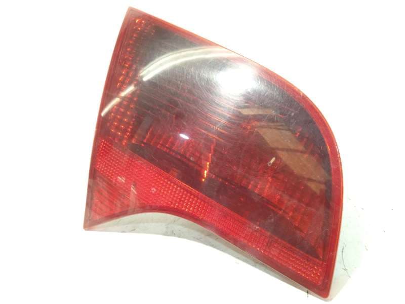 Recambio de piloto trasero izquierdo interior para audi a4 b7 avant (8ed) 2.0 tdi quattro referencia OEM IAM 8E9945093