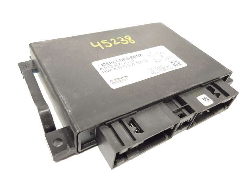 Recambio de modulo electronico para mercedes-benz clase e familiar (bm 213) e 220 d (213.204) referencia OEM IAM A2139002501 5W - Negro