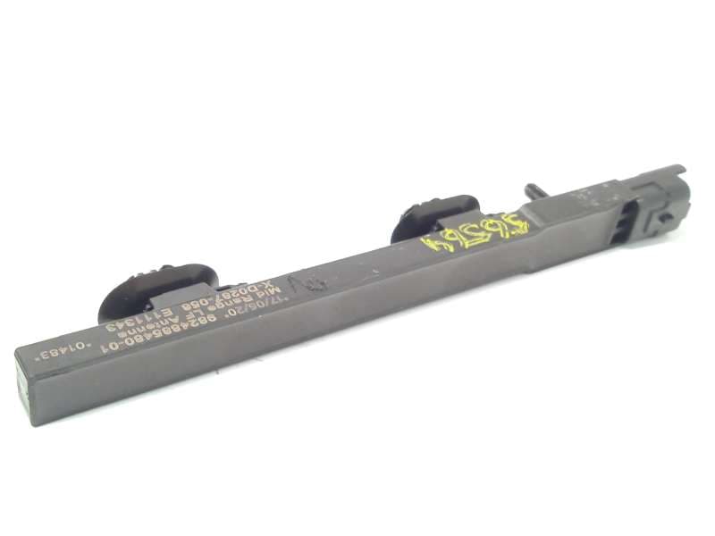 Recambio de antena para peugeot 208 ii (ub_, up_, uw_, uj_) 1.2 puretech 130 referencia OEM IAM 9824885480 - Negro
