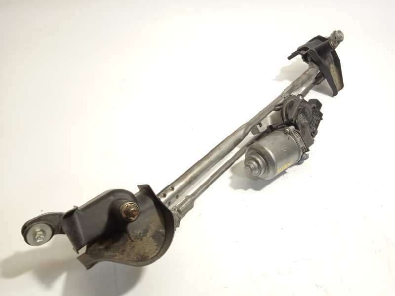 Recambio de motor limpia delantero para suzuki swift azg (nz) glx referencia OEM IAM 3811068L00 - Blanco
