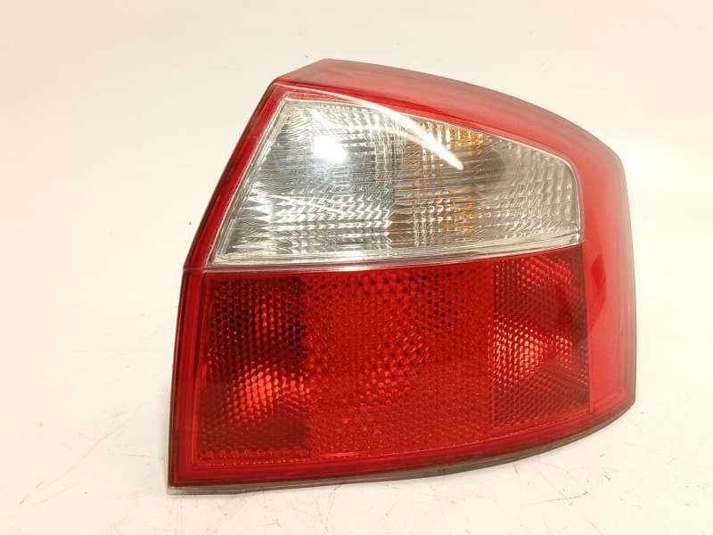 Recambio de piloto trasero derecho para audi a4 b6 (8e2) 1.9 tdi referencia OEM IAM 8E0945096 - Gris