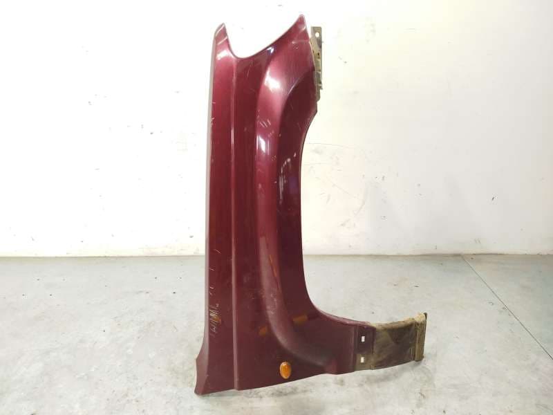 Recambio de aleta delantera derecha para jeep grand cherokee ii (wj, wg) 2.7 crd 4x4 referencia OEM IAM 55136582AC K55136582AC - Granate