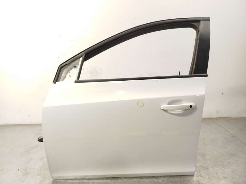 Recambio de puerta delantera izquierda para chevrolet cruze hatchback (j305) 1.6 referencia OEM IAM 95987757 - Blanco