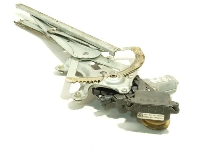 Recambio de elevalunas trasero derecho para toyota corolla verso (zer_, zze12_, r1_) 2.2 d-4d (aur10_) referencia OEM IAM 698300