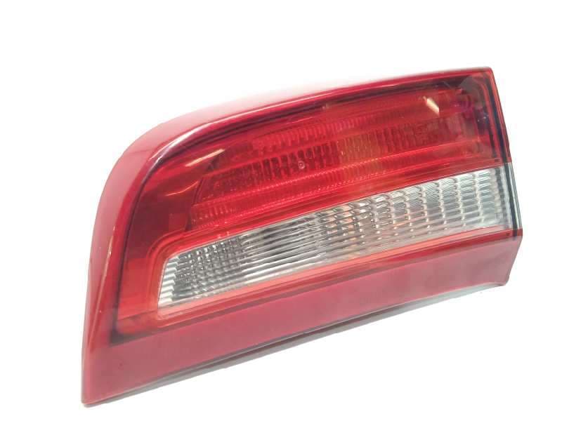 Recambio de piloto trasero derecho interior para volvo s60 lim. 2.0 diesel cat referencia OEM IAM 30796272 - Gris