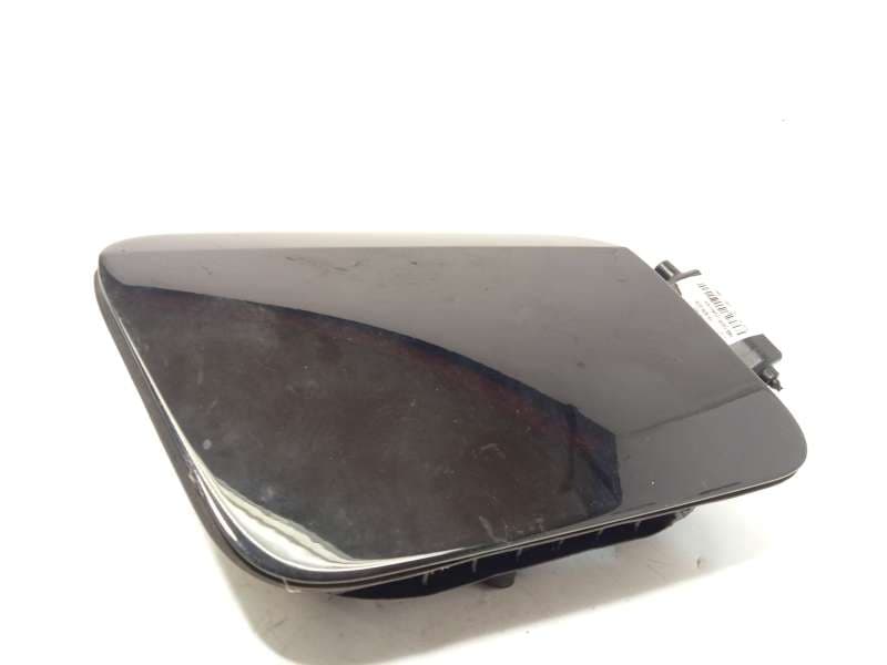 Recambio de tapa exterior combustible para audi q2 (gab) 1.6 tdi referencia OEM IAM 81A809906 - Negro