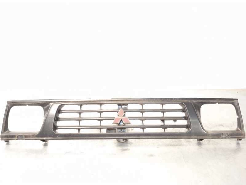 Recambio de rejilla delantera para mitsubishi l 200 (k34t) 2.5 turbodiesel referencia OEM IAM MR178740 - Blanco