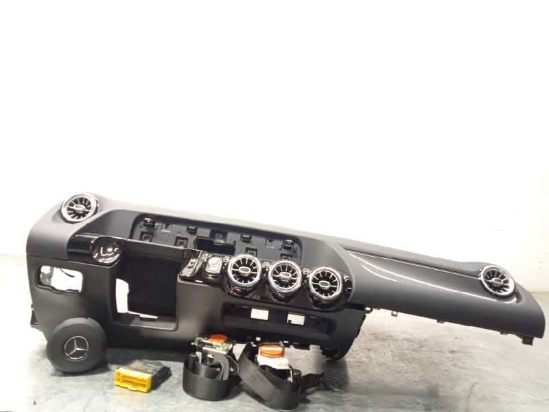 Recambio de kit airbag para mercedes-benz clase b (w247) b 180d (247.010) referencia OEM IAM A24768033009051 A0008601600 A247860