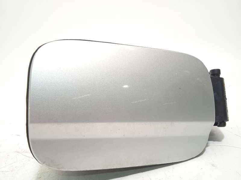 Recambio de tapa exterior combustible para mercedes-benz clase c (w204) familiar 320 t cdi (204.222) referencia OEM IAM A2046300