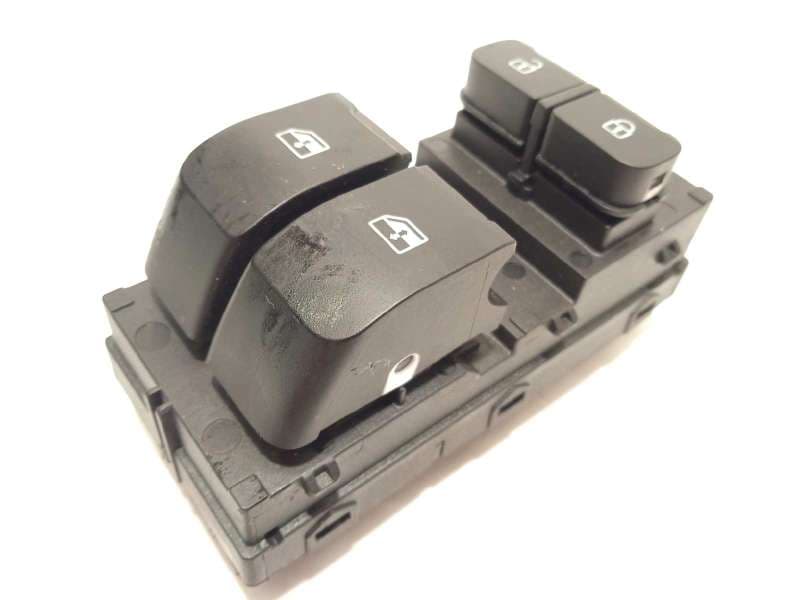 Recambio de mando elevalunas delantero izquierdo para maxus edeliver 9 furgoneta electric (sv63c, sv63d) referencia OEM IAM C000 - Blanco