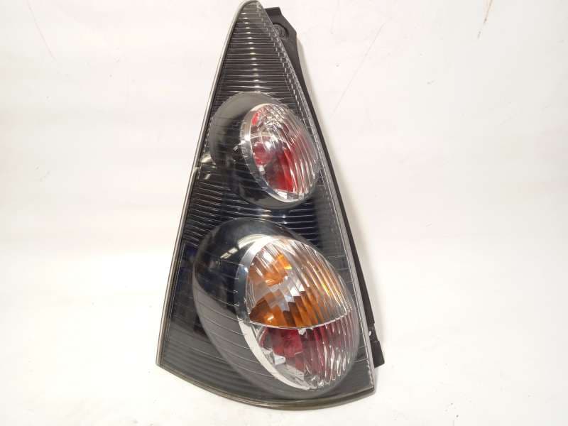 Recambio de piloto trasero izquierdo para citroën c1 (pm_, pn_) 1.0 referencia OEM IAM 815600H060 6350X8 - Plata