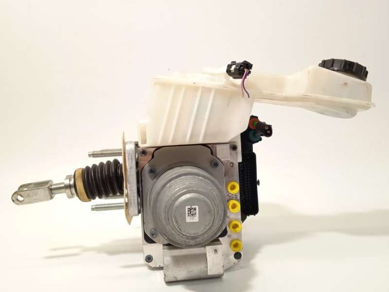 Recambio de abs para mazda cx-60 (kh_) 3.3 e-skyactiv-d mhev referencia OEM IAM KR9V439A0C 06210927613 06211203514 - Blanco