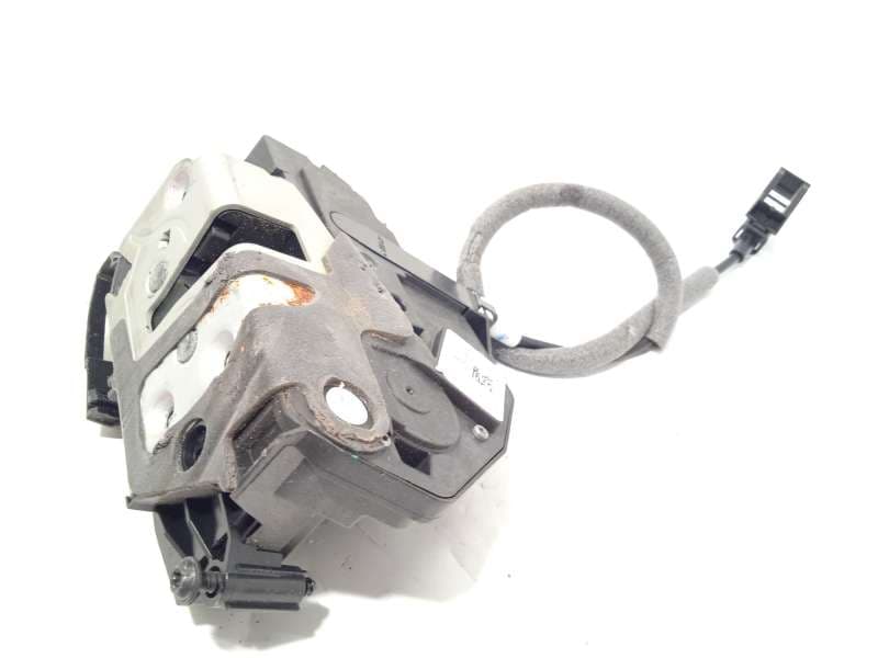 Recambio de cerradura puerta trasera derecha para ford focus iii sedán 1.0 ecoboost referencia OEM IAM BM5AA26412AF 2099457 - Rojo