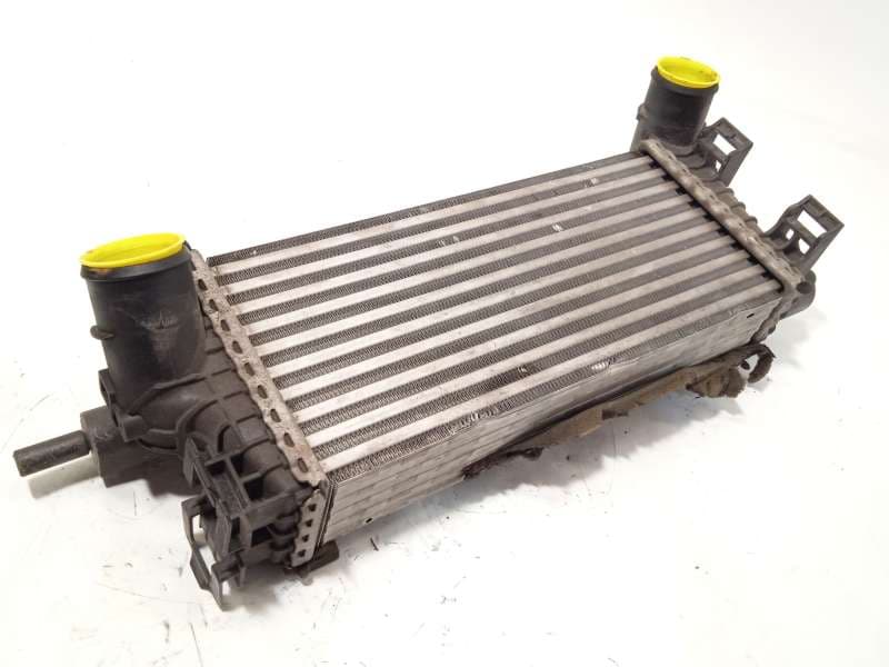 Recambio de intercooler para ford focus iii sedán 1.0 ecoboost referencia OEM IAM CV619L440VC 2026747 - Rojo
