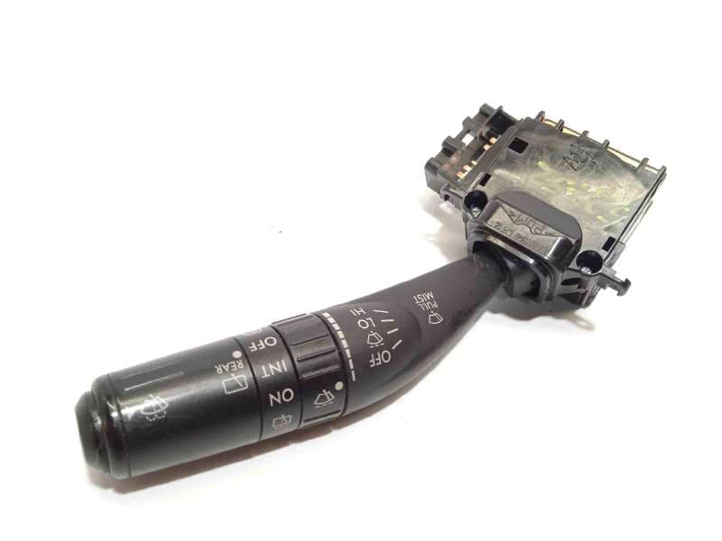 Recambio de mando limpia para subaru forester s12 2.0 diesel cat referencia OEM IAM 83114AG031 - Blanco