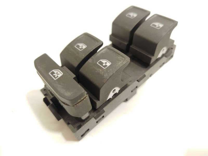 Recambio de mando elevalunas delantero izquierdo para volkswagen t-roc (a11, d11) 1.0 tsi referencia OEM IAM 5G0959857DWHS