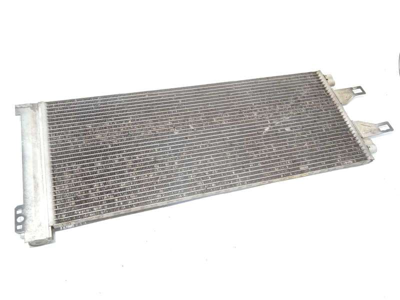 Recambio de condensador / radiador aire acondicionado para citroën jumper pritsche doka. 35 l4 heavy hdi 130 referencia OEM IAM - Blanco