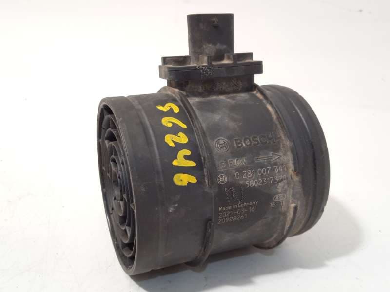 Recambio de caudalimetro para iveco daily vi furgoneta 33s16, 35s16, 35c16, 40c16, 50c16 referencia OEM IAM 5802317370 02810077 - Blanco