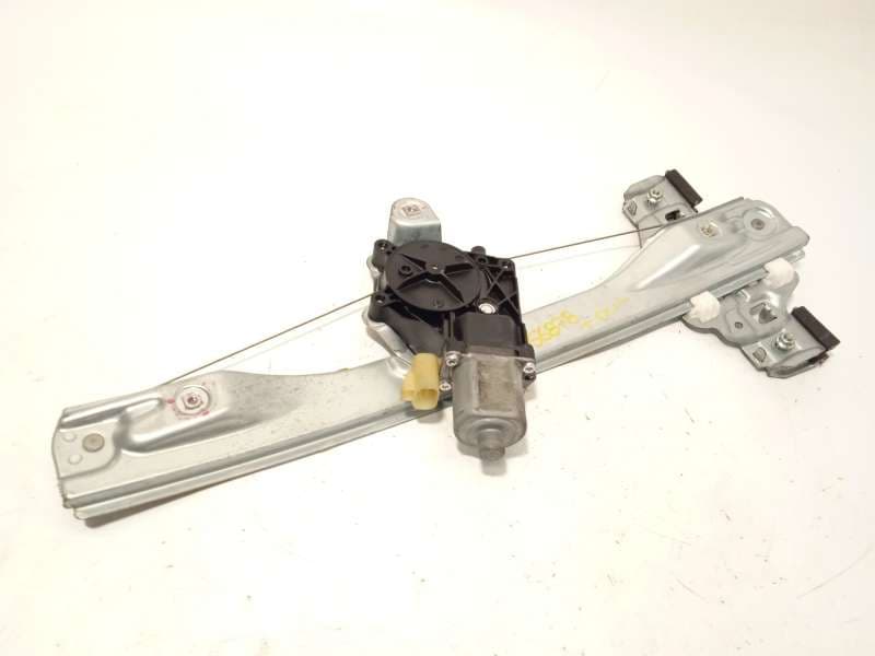 Recambio de elevalunas trasero derecho para chevrolet cruze (j300) 2.0 cdi referencia OEM IAM 95999490 - Rojo