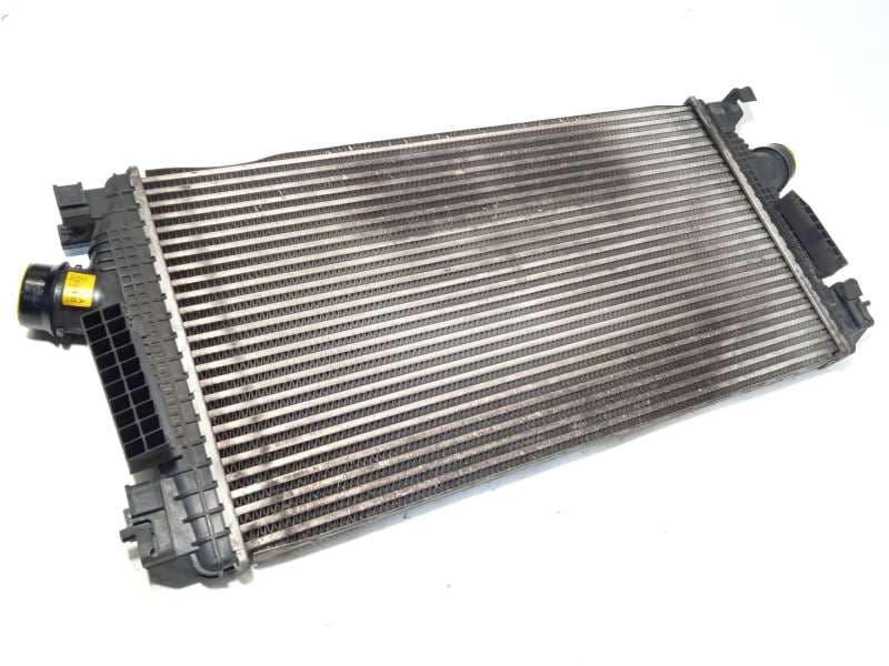 Recambio de intercooler para chevrolet cruze (j300) 2.0 cdi referencia OEM IAM 13267647 - Rojo