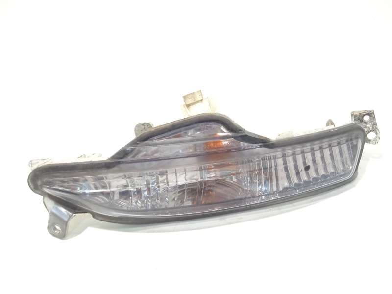 Recambio de piloto delantero derecho para iveco daily vi furgoneta 35s16, 35c16, 70c16 referencia OEM IAM 5802312349 - Blanco