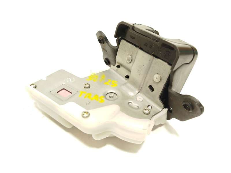 Recambio de cerradura maletero / porton para toyota yaris cross (mxp_) 1.5 (mxpb10) referencia OEM IAM 693500D220 - Blanco