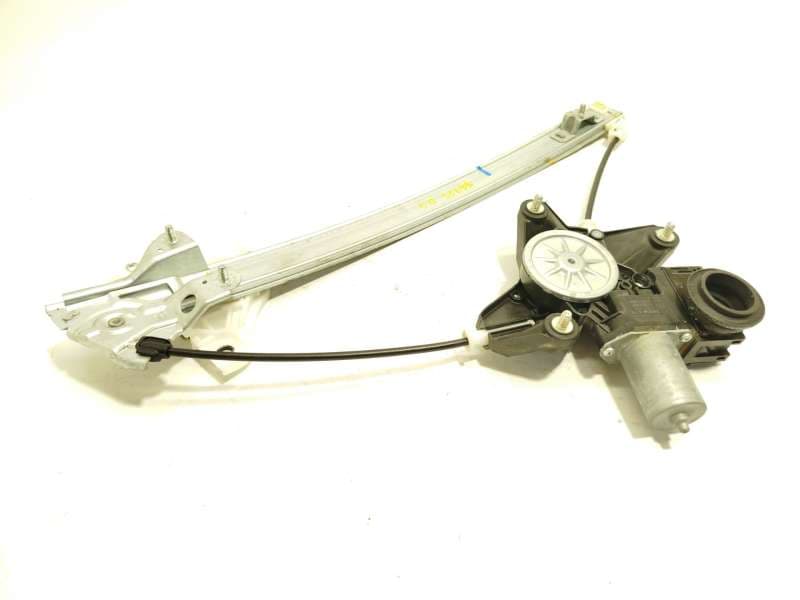Recambio de elevalunas delantero derecho para toyota yaris cross (mxp_) 1.5 (mxpb10) referencia OEM IAM 857100D540 0620206771 - Blanco