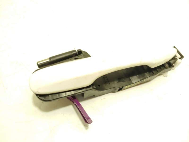Recambio de maneta exterior trasera derecha para toyota yaris cross (mxp_) 1.5 (mxpb10) referencia OEM IAM 692030D280 - Blanco