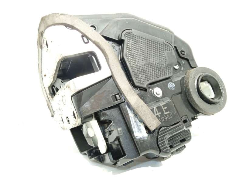Recambio de cerradura puerta trasera izquierda para lexus ct 200h referencia OEM IAM 6906033131 - Gris
