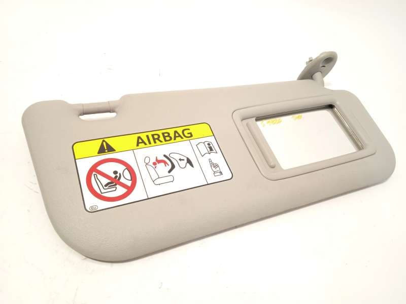 Recambio de parasol derecho para toyota yaris (_p21_, _pa1_, _ph1_) 1.5 (mxpa11) referencia OEM IAM 74310K0090C0 - Gris